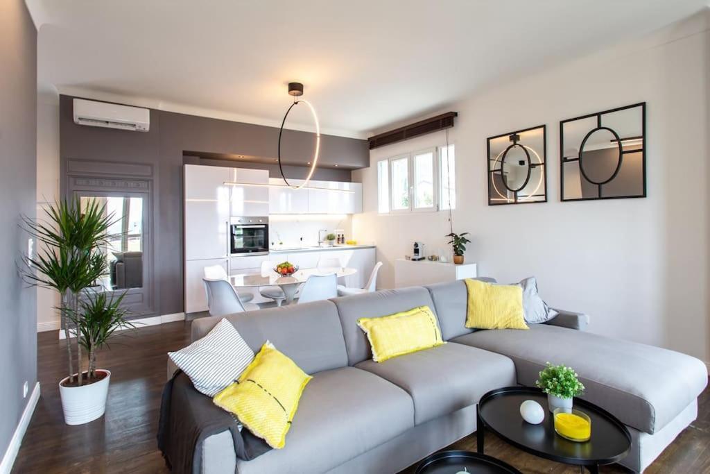 #24 Marie-Claire Suite Sea View/Balcony/Ac/5Min Port Villefranche-sur-Mer Exterior photo